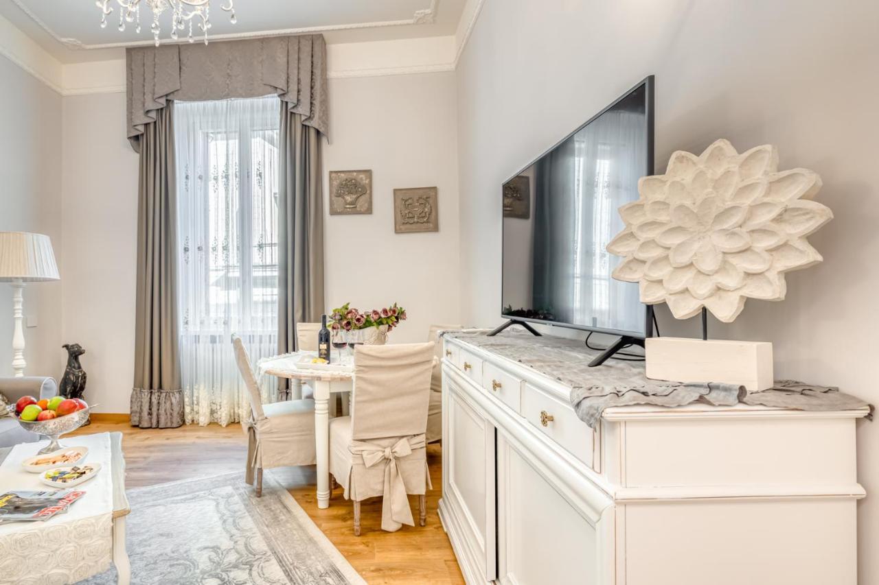 Luxury Stars In Rome - Andromeda Apartment In Colosseum エクステリア 写真