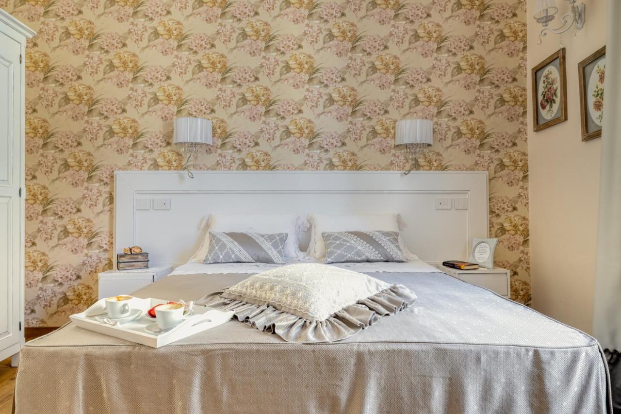 Luxury Stars In Rome - Andromeda Apartment In Colosseum エクステリア 写真