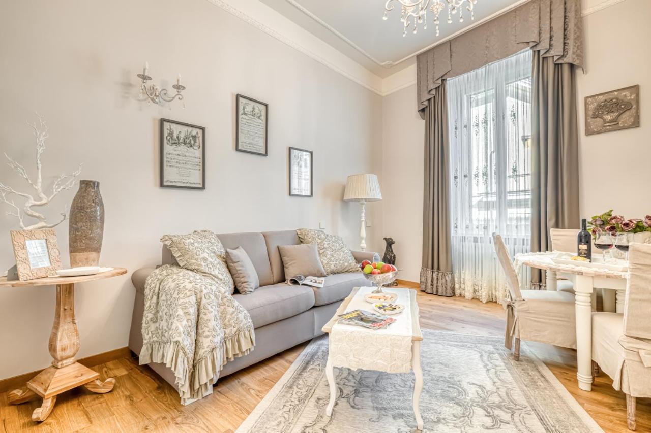 Luxury Stars In Rome - Andromeda Apartment In Colosseum エクステリア 写真