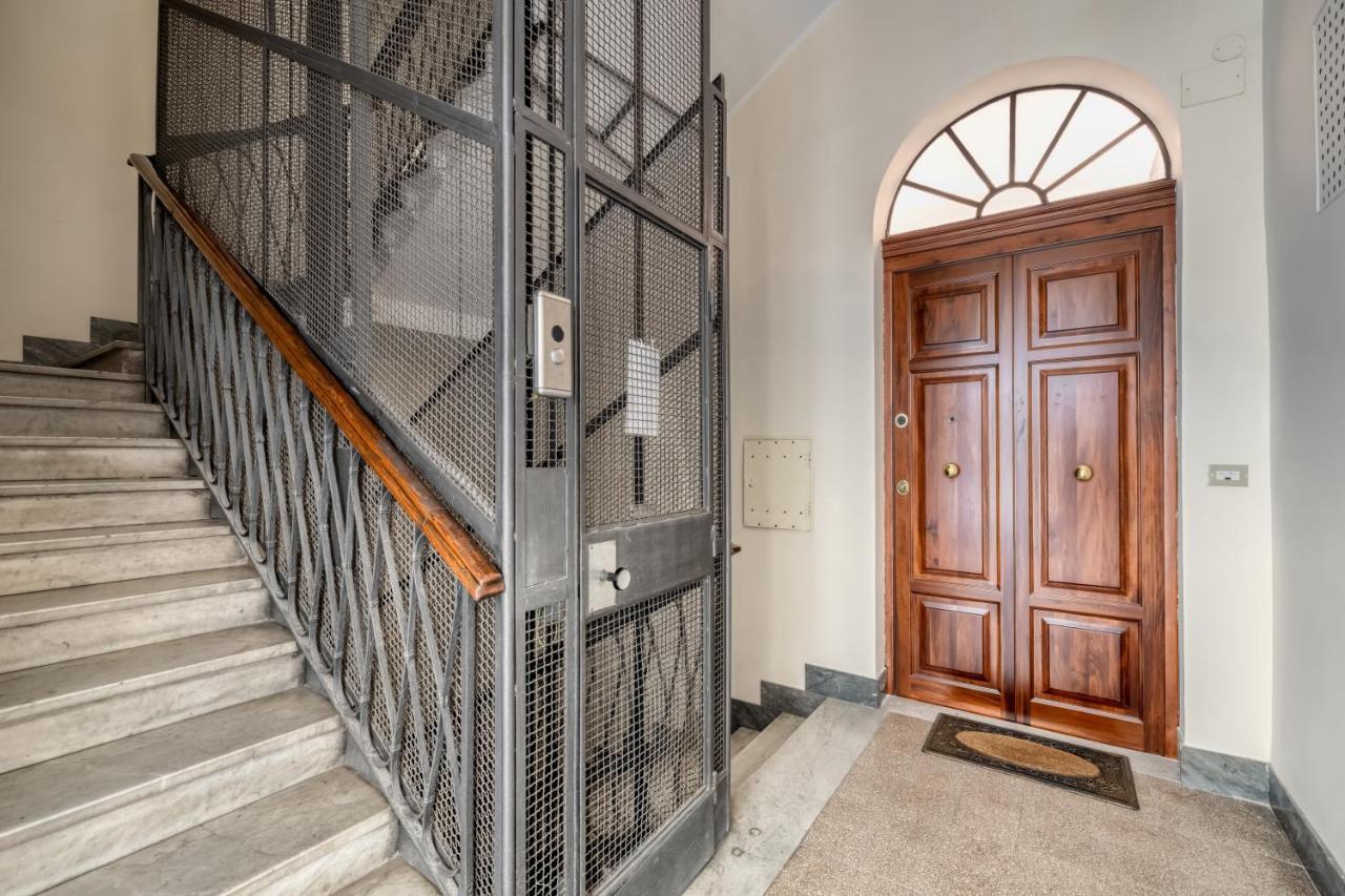 Luxury Stars In Rome - Andromeda Apartment In Colosseum エクステリア 写真